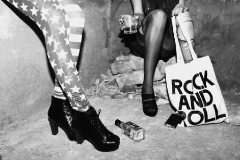 black-amp-white-drunk-girls-rock-and-roll-favim.com-540854.jpg
